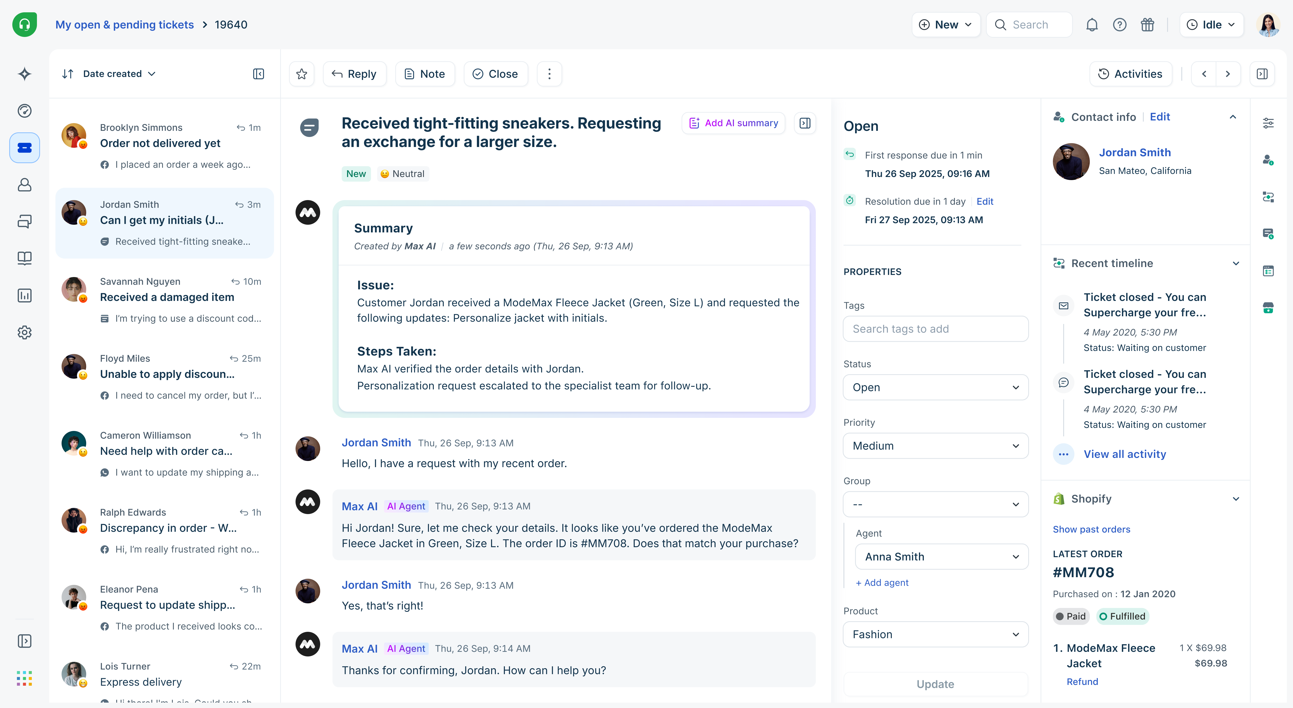 Visualização da lista de tickets do Freshdesk com colunas de prioridade e status