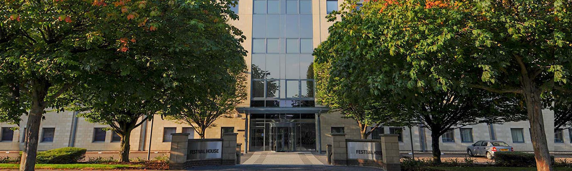 Como a Cotswold Web oferece suporte perfeito a mais de 400 clientes com LiveAgent